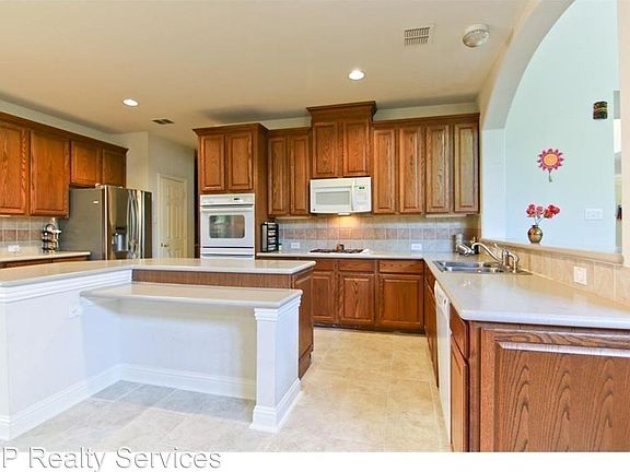 5th image of 4605 Dalrock Dr