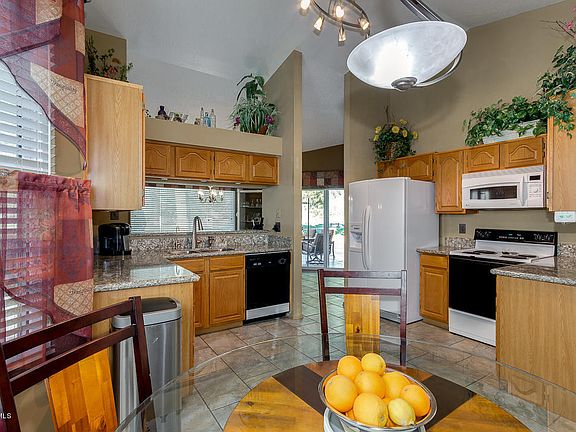 2nd image of 6330 S Cypress Point Dr