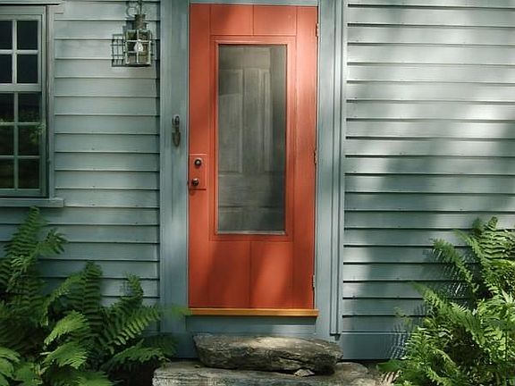 8 DOOR
