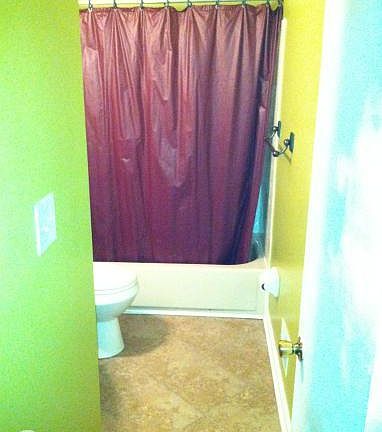 3rd image of 4907 Lombard Ln