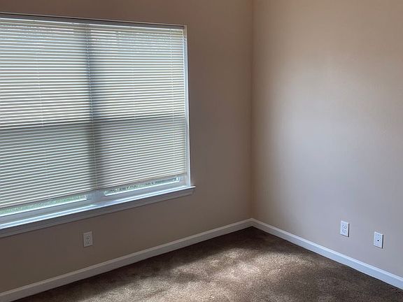 5th image of 9082 Cedar Ct