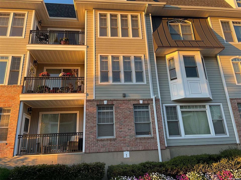 Meadowbrook Pointe 123 Roosevelt Way Westbury, NY Zillow