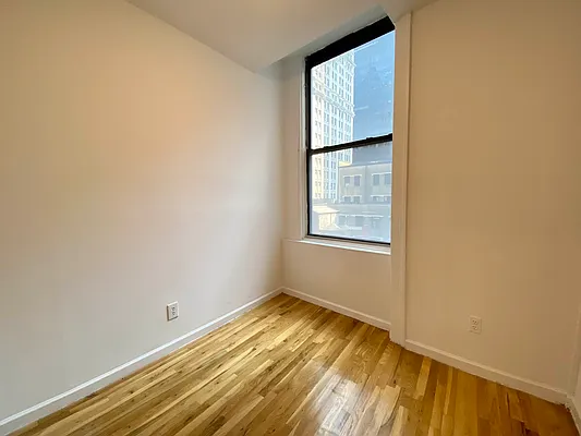 Rented by City Connections Realty | media 8