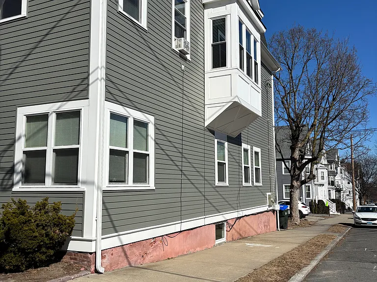 99 Governor St #2 — Photo 8