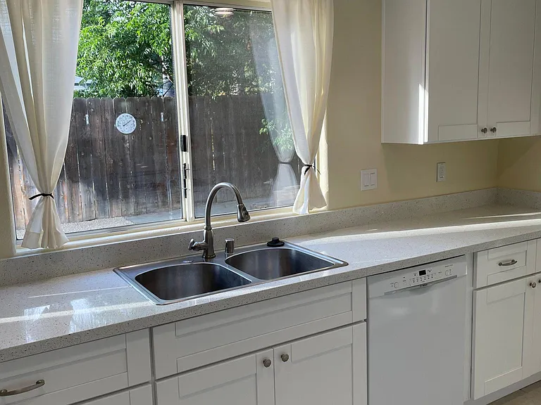326 Old Stage Ct — Photo 9