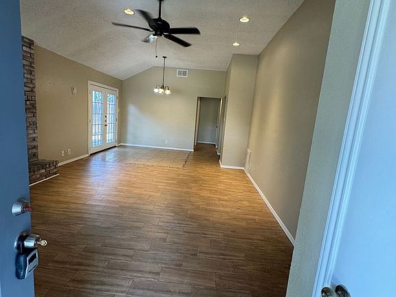 4th image of 10138 Inridge