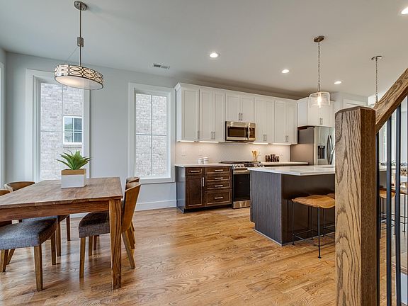 2nd image of 618 Cogdill Ln #624