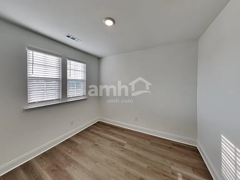 234 Marin Dr — Photo 9