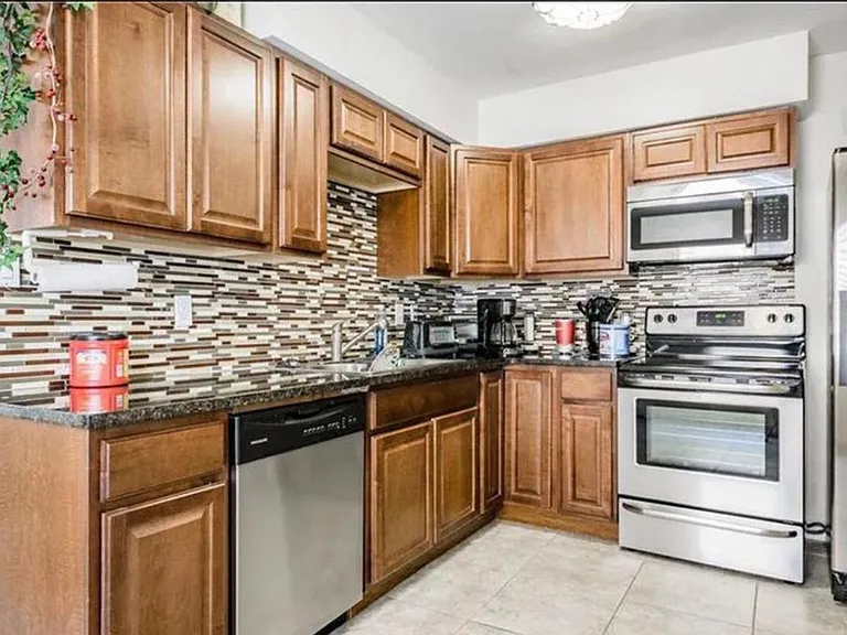 5645 Central Ave — Photo 3
