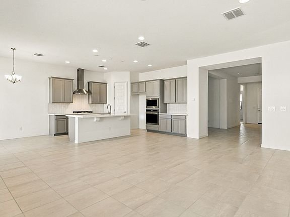 4th image of 20270 W Catalina Dr