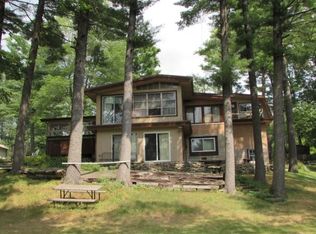 N2511 Cleghorn Rd, Waupaca, WI 54981