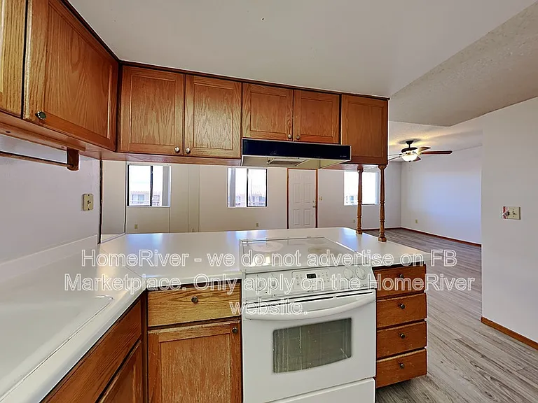 1957 Mesquite Ave #9 — Photo 3