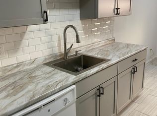 1734 W 28th St APT 106, Cleveland, OH 44113