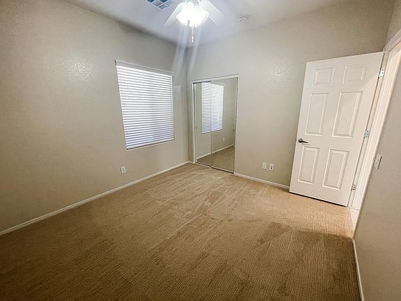 5th image of 712 Indian Garden St