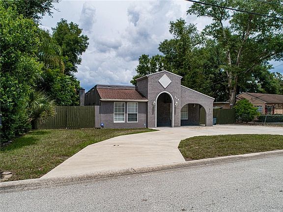 4th image of 219 Lake Ellen Dr
