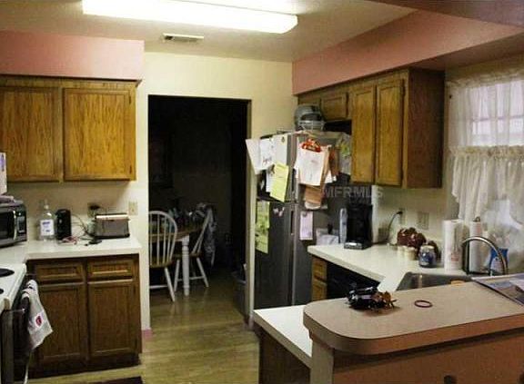 4th image of 9241 New Orleans Dr