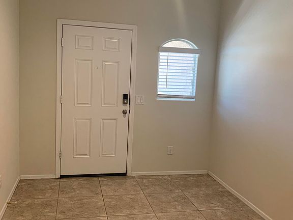 5th image of 30622 W PICADILLY Court