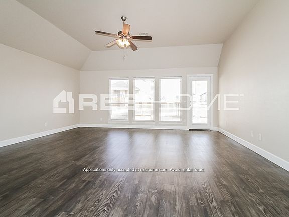 4th image of 8158 Brighton Ave