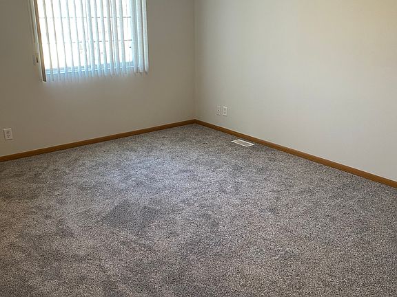 5th image of 1367 Lemna Ave APT 2