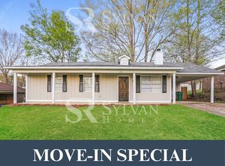 450 Rolling Grove Dr, Clinton, MS 39056