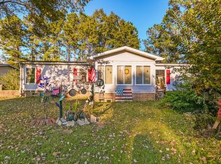 124 Blackberry Ln, Summerville, SC 29483