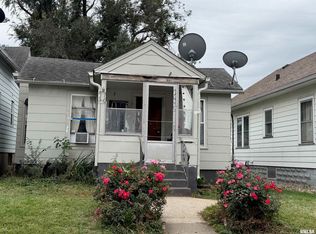 1445 W 7th St, Davenport, IA 52802