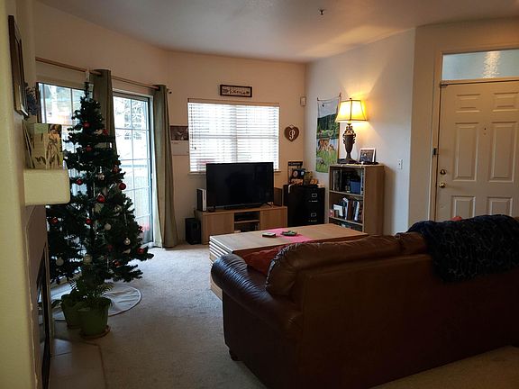 4th image of 540 Mohawk Dr APT 10