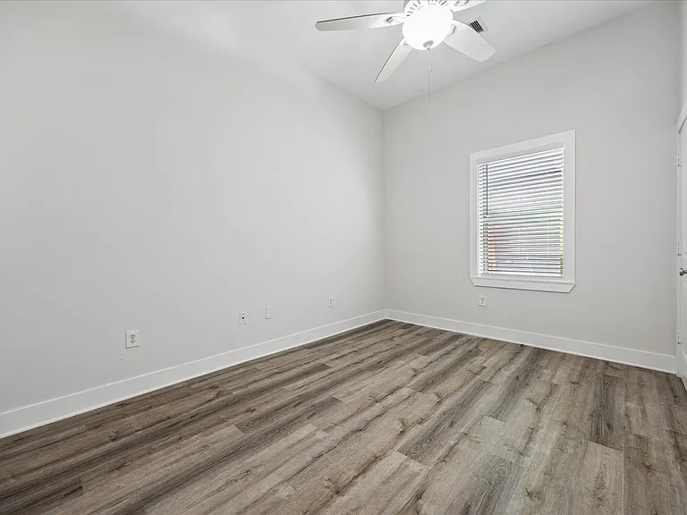 2316 Hopkins St #2 — Photo 10