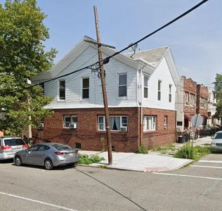 17 Milton Ave, Jersey City, NJ, 07307