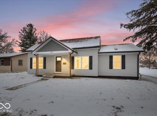 223 Union St, Hope, IN 47246