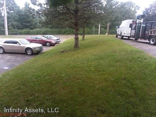 2nd image of 2905 Park Terrace Dr APT 2