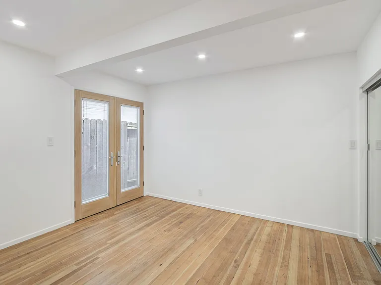 404 Prospect St — Photo 18