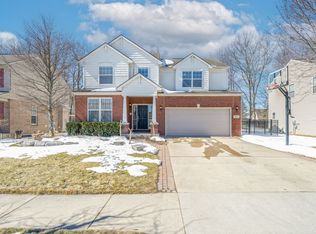 410 Ridgewood Dr S, Ortonville, MI