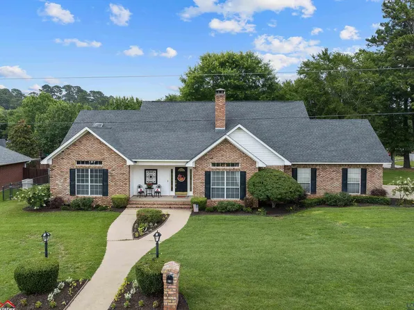 170 Candelara St, Carthage, TX 75633