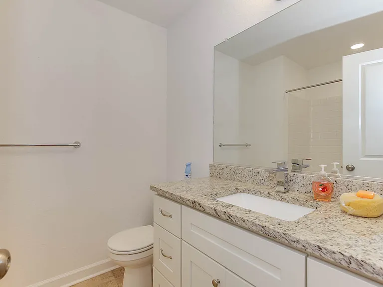 2416 Trafton Pl — Photo 13