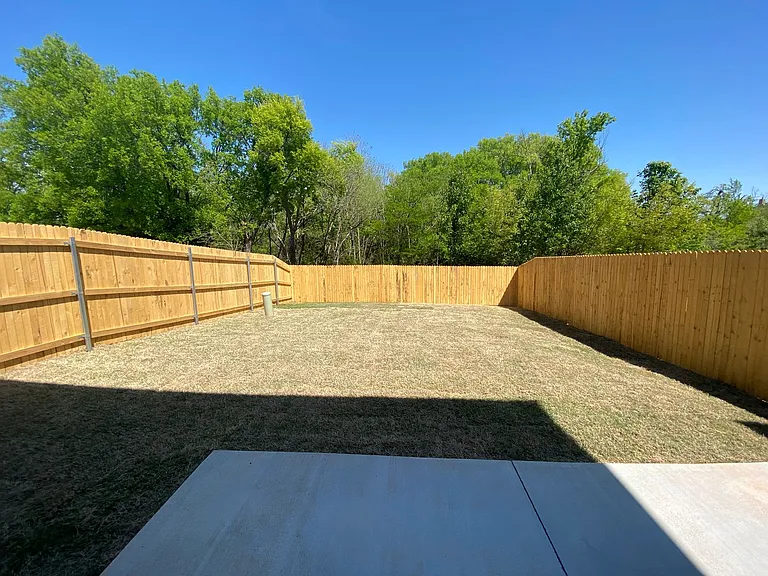 13512 Vinita Dr — Photo 25