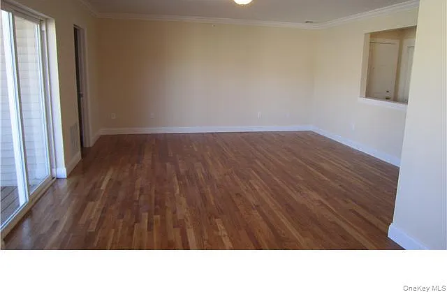 304 Tondo Cir — Photo 6