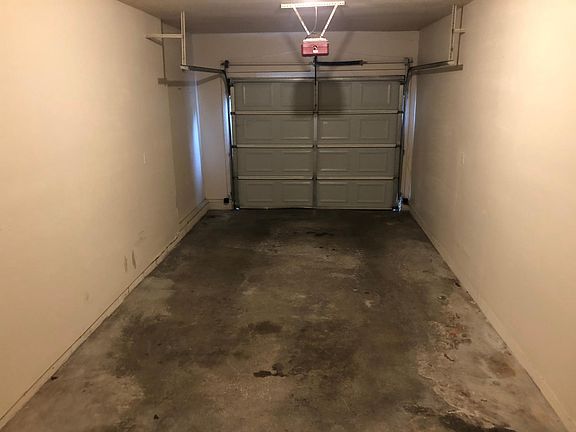 5th image of 3920 Amy St #A