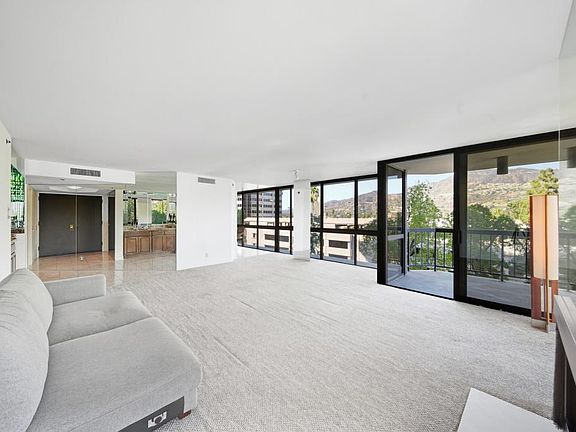 3rd image of 222 Monterey Rd Unit 306