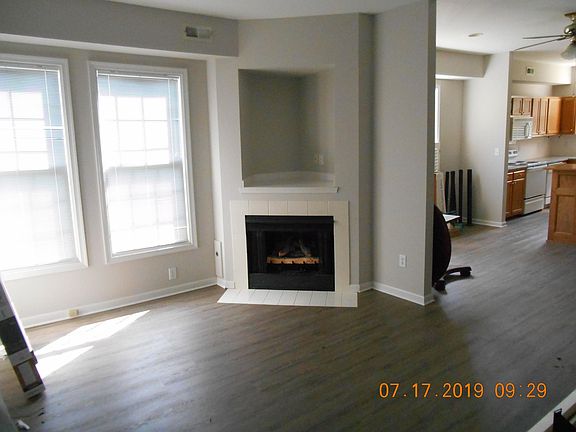 5th image of 111 Parchment Blvd