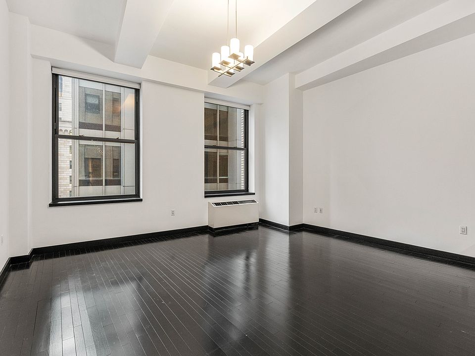 1st image of 20 Pine St APT 915