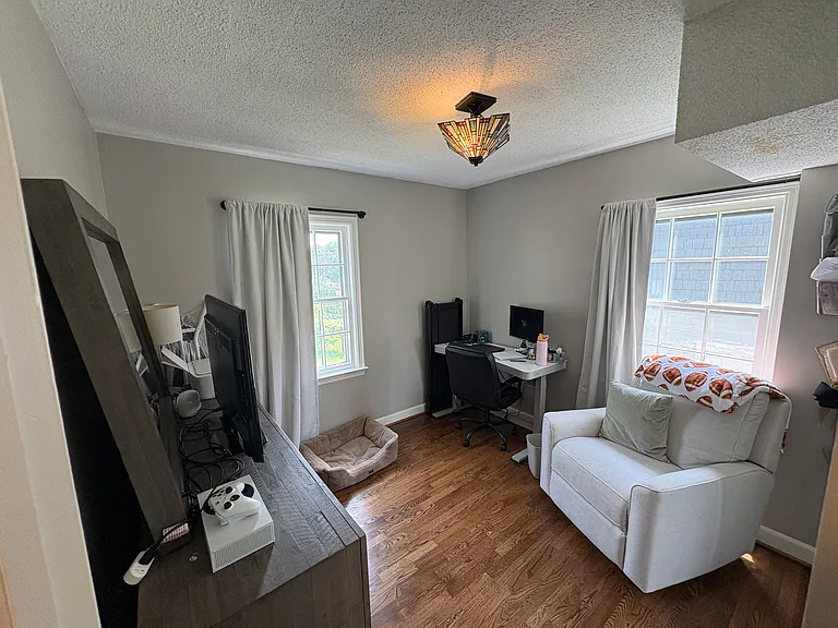 5539 Outlook St — Photo 8