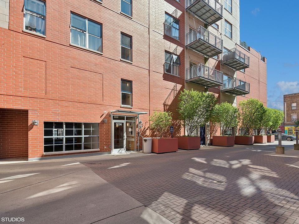 1st image of 1236 Chicago Ave APT 705