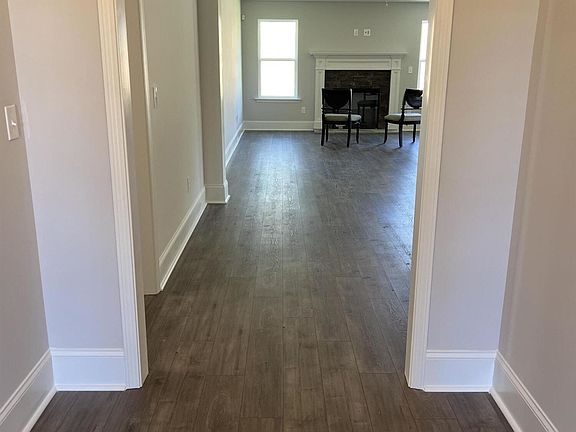 2nd image of 212 Darby Run
