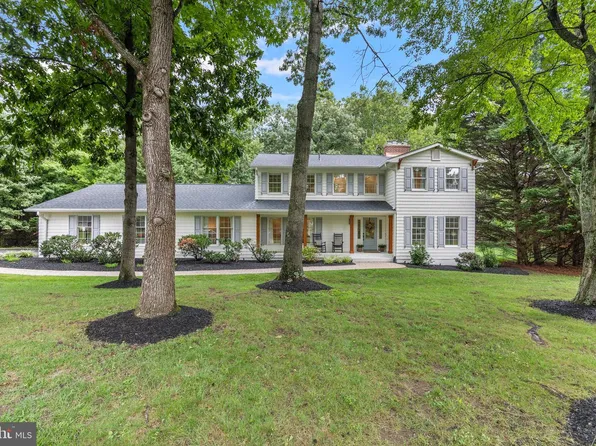 687 Santa Maria Ln, Davidsonville, MD 21035