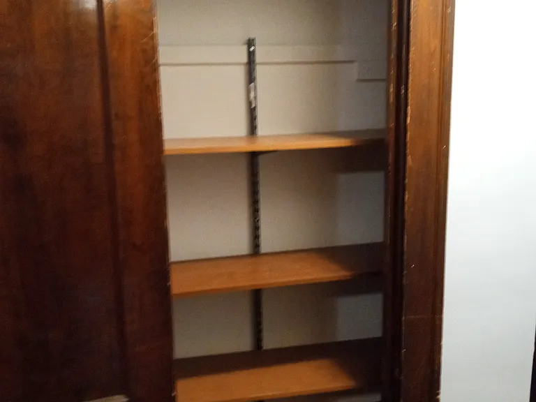 Belle Apartments — Photo 9