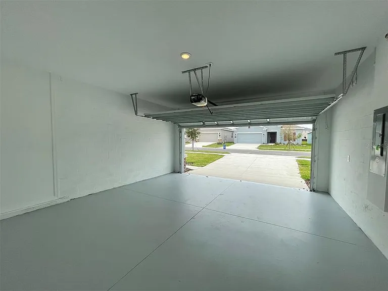 835 Ofanto Way — Photo 27