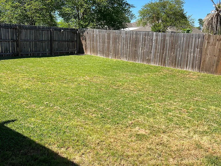 18548 Lake Camellia Ave — Photo 28