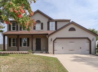 973 Thornwood Dr, Greenwood, IN 46143