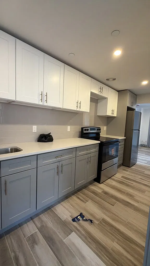 2 bed, $2,785 — Photo 2